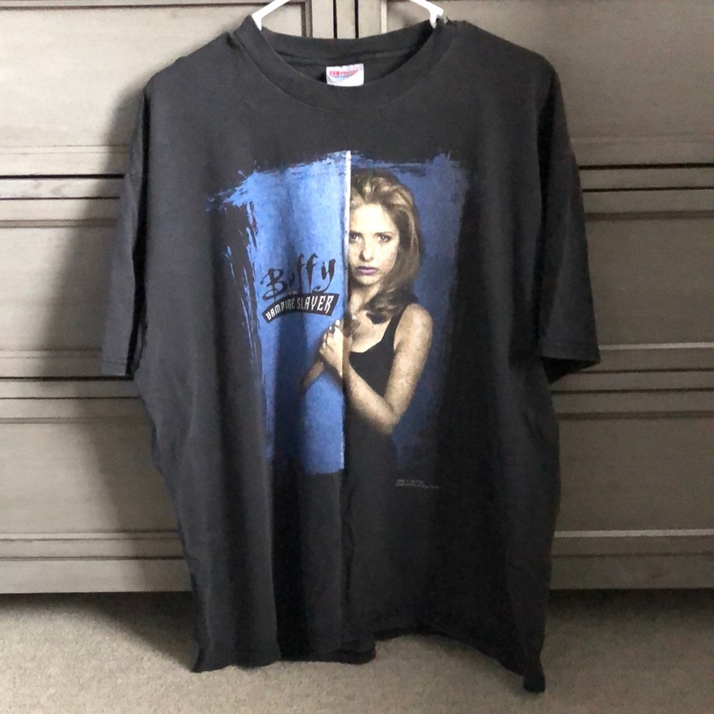 Buffy The Vampire Slayer t-shirt